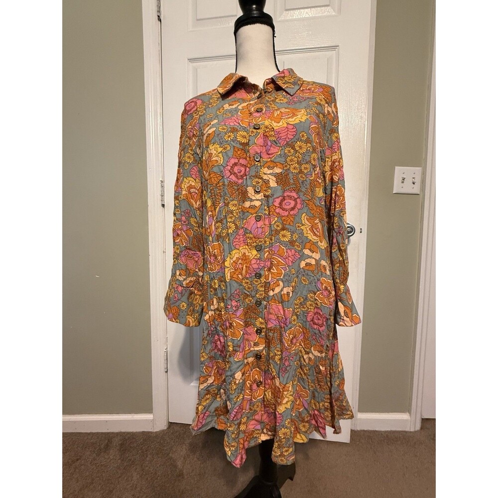 Natural Life Floral Midi Tired Shirtdress Size L with Pockets and Long Sleeves